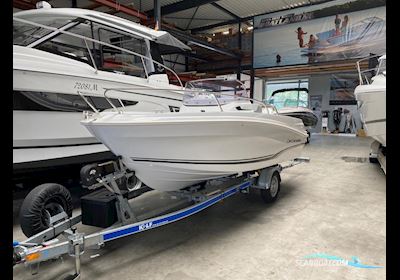 Jeanneau Cap Camarat 5.5 Center Console Motorbåt 2023, med Suzuki motor, Holland