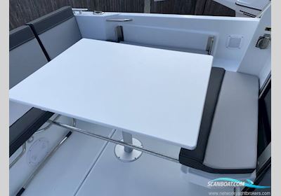 Jeanneau Merry Fisher 795 Series 2 Motorbåt 2026, med Yamaha F200Xcb motor, England