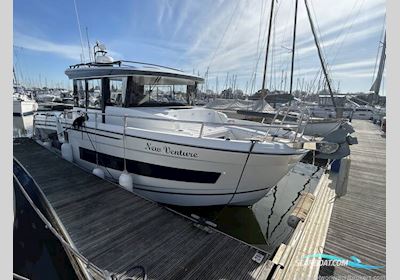 Jeanneau Merry Fisher 895 Marlin Motorbåt 2020, med Suzuki 200 Apx motor, England