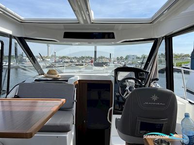 Jeanneau Merry Fisher 895 Met Boeg en Heckschroef Motorbåt 2018, med Suzuki motor, Holland