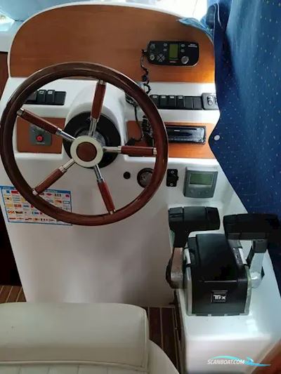 Jeanneau Merry Fisher 925 Motorbåt 2004, med Volvo Penta motor, Spanien