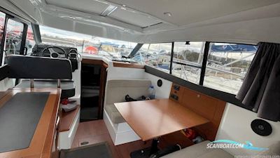 Jeanneau NC9 Motorbåt 2016, med Volvo Penta D4 motor, England