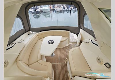 Jeanneau Prestige 30S Motorbåt 2007, med Volvo Penta motor, England