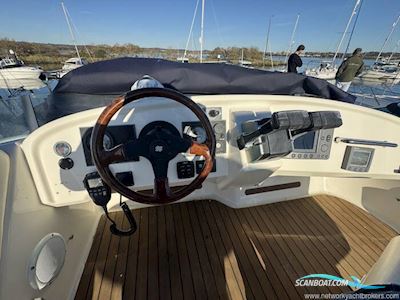 Jeanneau Prestige 32 Motorbåt 2003, med Volvo Penta motor, England