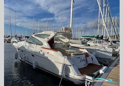 Jeanneau Prestige 34 S Hardtop Motorbåt 2006, med Volvo Penta DP motor, England