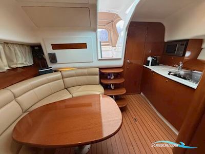 Jeanneau Prestige 34 S Hardtop Motorbåt 2006, med Volvo Penta DP motor, England