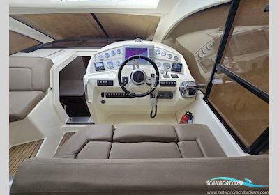 Jeanneau Prestige 390s Motorbåt 2012, med Cummins Qsd 4.2l motor, Frankrike