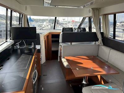 Jeanneau Velasco 37 Motorbåt 2016, med Volvo Penta D4 motor, England