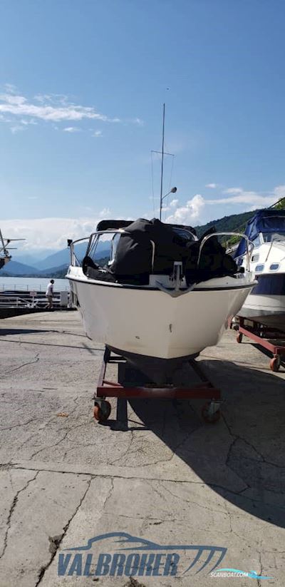 Karnic SL 601 Motorbåt 2021, med Selva 115 Xsr motor, Italien