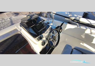 Karnic SL 602 Motorbåt 2021, med Selva motor, Frankrike