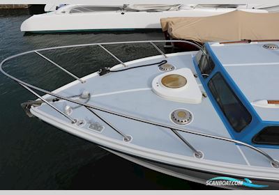 Levi Triana 25 Motorbåt 1969, med 1 x Volvo Penta V8-350-C motor, England