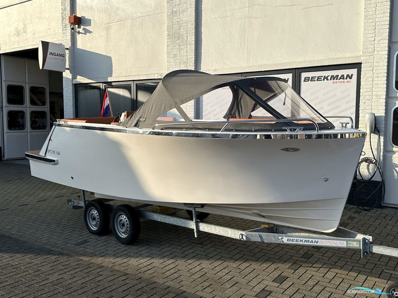Lifestyle 600 Tender Inclusief 27pk Craftsman Inboard Motor Motorbåt 2024, Holland