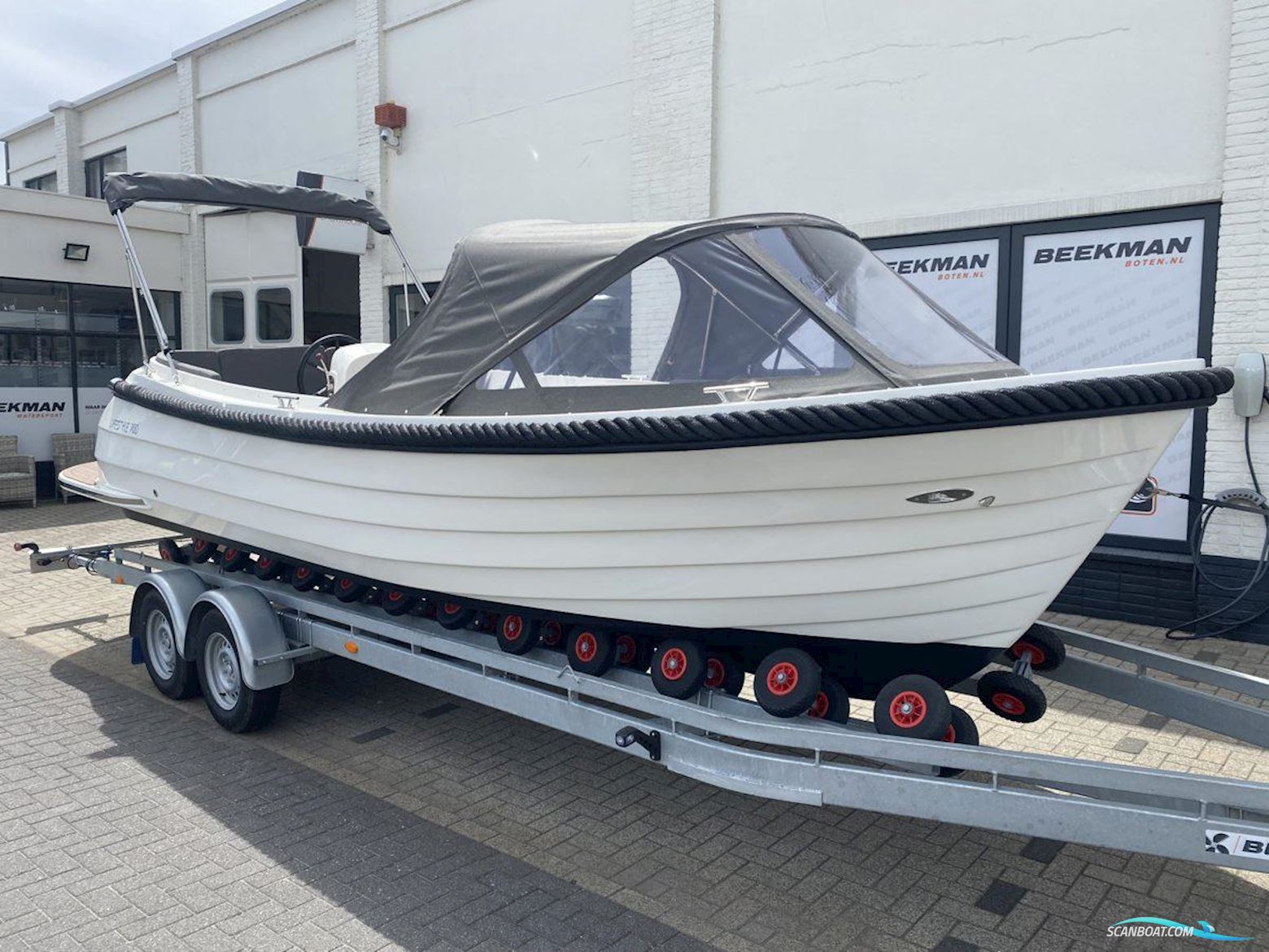 Lifestyle 700 Tender Inclusief 27pk Craftsman Inboard Motor Motorbåt 2024, Holland