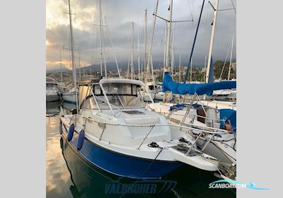 Mako Marine MAKO 263 W.A. Motorbåt 1994, med Suzuki DF 150 motor, Italien