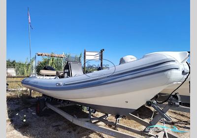 Master  730 0pen Motorbåt 2012, med Mercury motor, Frankrike