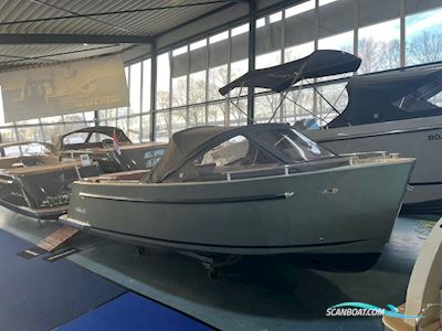 Maxima 630 Tender met boegschroef Motorbåt 2025, med Suzuki motor, Holland