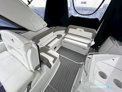 Monterey 275 Sport Yacht Motorbåt 2017, med Volvo Penta motor, England