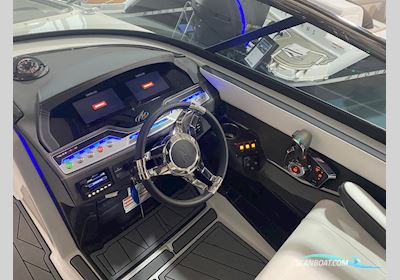Monterey 278 Super Sport Direct Leverbaar! Motorbåt 2025, med Mercruiser motor, Holland