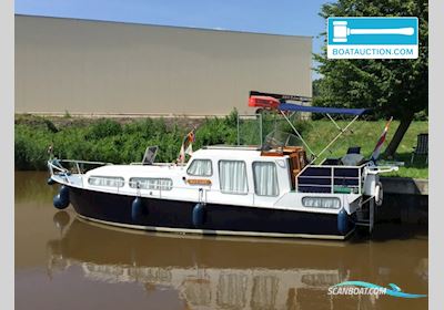 Motorboat 960 Motorbåt 1985, med Peugeot motor, Frankrike