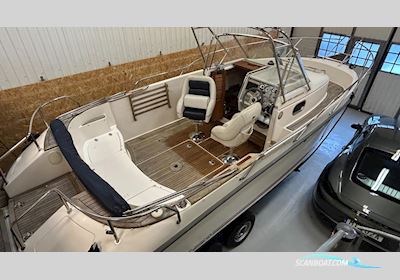 Nimbus 250 R Motorbåt 2004, med  Volvo penta motor, Sverige