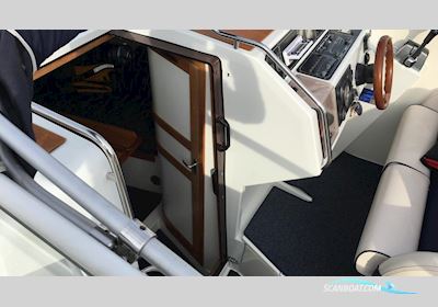 Nimbus 26 DC Epoca Motorbåt 1989, med Mercruiser motor, Sverige