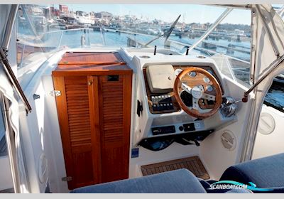 Nimbus 26 Nova Motorbåt 2002, med Volvo Penta KAD 44/290DP motor, Sverige