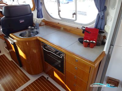 Nimbus 345 Avanta Fly Motorbåt 2000, med Mercruiser D4.2L 2x motor, Holland