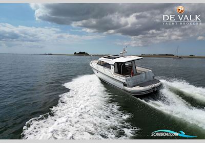 Nimbus 365 Coupe Motorbåt 2020, med Volvo Penta motor, Holland