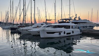 Nimbus 495 Flybridge Motorbåt 2025, med Volvo Penta IPS650 motor, Slovenien