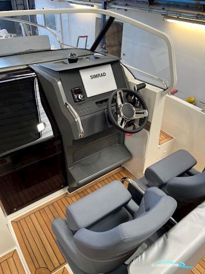 Nimbus Boats Nimbus T8 Motorbåt 2022, med Mercury V8 – 300 CV – 4 Temps motor, Frankrike