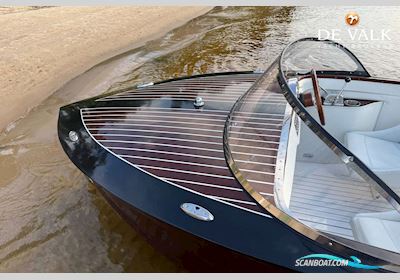 One-Off Motor Yacht Motorbåt 2026, med Rotax motor, Lettland
