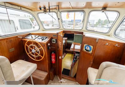Oostvaarder 9.50 OK/AK Motorbåt 1983, med Volvo Penta motor, Holland
