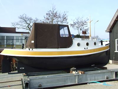 Opduwer 6.00 Motorbåt 2010, med Lambardini motor, Holland