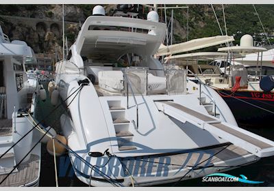 Overmarine Mangusta 72 Motorbåt 1999, med MAN D2842LE404 motor, Italien