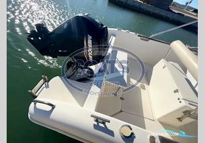 Pacific Craft 630 Open Motorbåt 2006, med Mercury motor, Frankrike