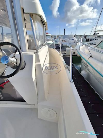 Parker Poland PARKER 660 PILOTHOUSE Motorbåt 2011, med SUZUKI motor, Frankrike