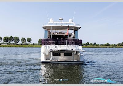 President 545 Motorbåt 1991, med Volvo Penta is Een Zweeds Merk Dat Wereldwijd Bekendstaat om Betrouwbare en Krachtige Scheepsmotoren en Aandrijfsystemen. Ze Leveren Zowel Diesel- al motor, Holland
