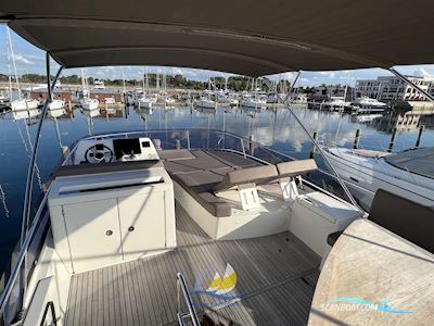 Prestige Yachts Prestige 500 Fly Top Motorbåt 2016, med Volvo Penta Ips600 D6-435 motor, Tyskland