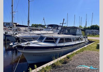 Princess 32 Motorbåt 1981, med Volvo Penta motor, Holland