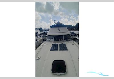Princess 35 Motorbåt 1989, med 2 x Cummins 6BT A9 250hp Diesel with 3 blade propellers motor, England