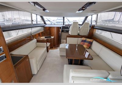 Princess 42 Flybridge Motorbåt 2013, med 2 x Volvo D6-435 motor, Frankrike
