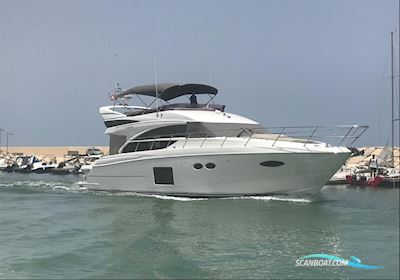 Princess 56 Fly Motorbåt 2016, med Volvo D13 800hp motor, Frankrike