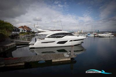 Princess F55 Motorbåt 2020, med 2 x Volvo D13-900 motor, England