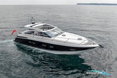 Princess V42 Motorbåt 2009, med 2 x Volvo D6-370 motor, England