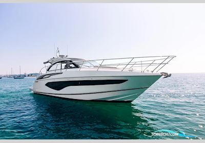 Princess V50 Motorbåt 2018, med Volvo Penta Ips600 motor, Frankrike