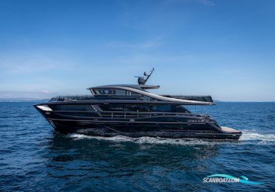 Princess X95 Motorbåt 2026, med Man V12 motor, England