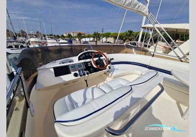 Princess Yachts 45 Flybridge Motorbåt 2000, med Volvo motor, Frankrike