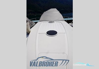 Princess Yachts V42 Motorbåt 2001, med Volvo Penta Kad 44 motor, Schweiz