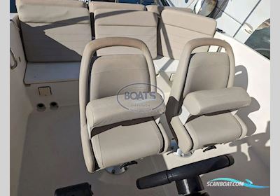 Quicksilver  675 Activ Motorbåt 2013, med Mercury  motor, Frankrike