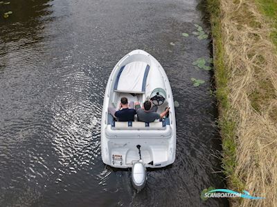 Quicksilver 425 Open Motorbåt 2006, med Honda motor, Holland